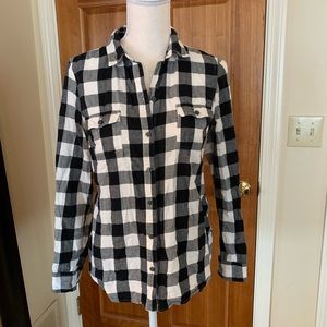 Old Navy plaid Black and White checkered shirt (s)